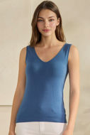 Picture of Seamless Rev  VNeck Top